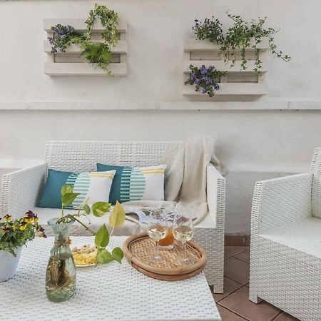 Apartamento Terzo Campanello - Terrazza Nel Centro Storico Lecce Exterior foto