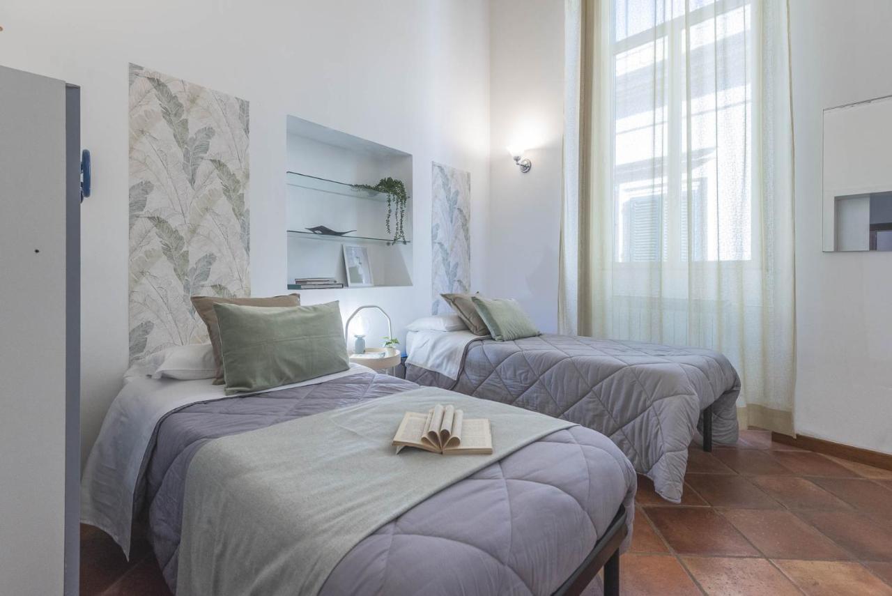 Apartamento Terzo Campanello - Terrazza Nel Centro Storico Lecce Exterior foto