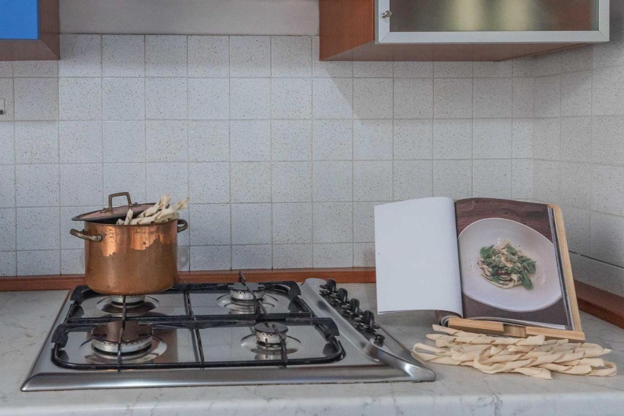 Apartamento Terzo Campanello - Terrazza Nel Centro Storico Lecce Exterior foto