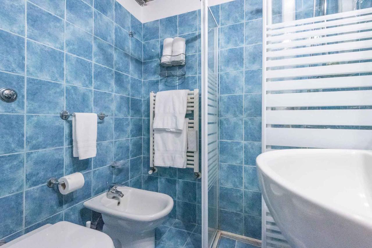 Apartamento Terzo Campanello - Terrazza Nel Centro Storico Lecce Exterior foto