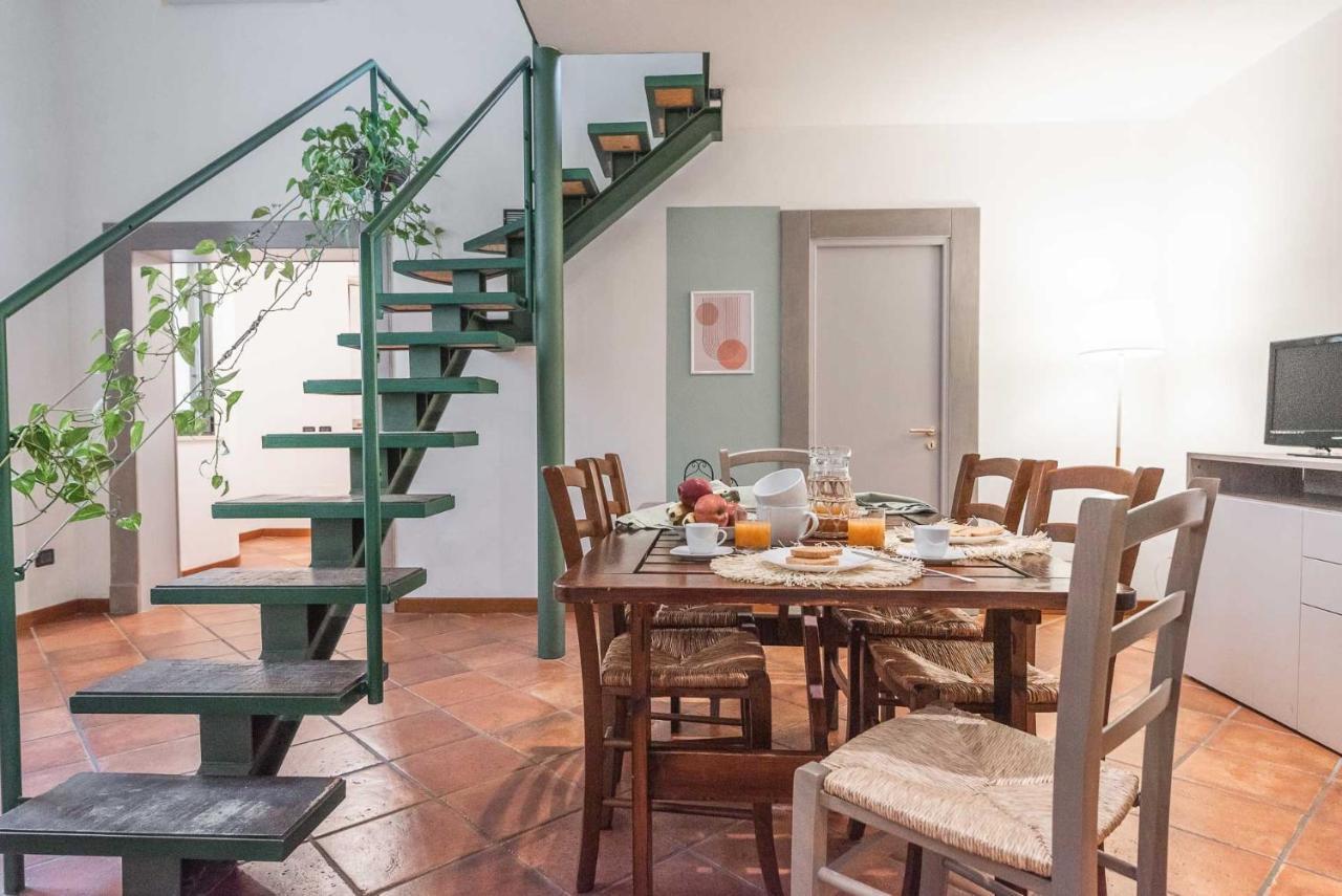 Apartamento Terzo Campanello - Terrazza Nel Centro Storico Lecce Exterior foto
