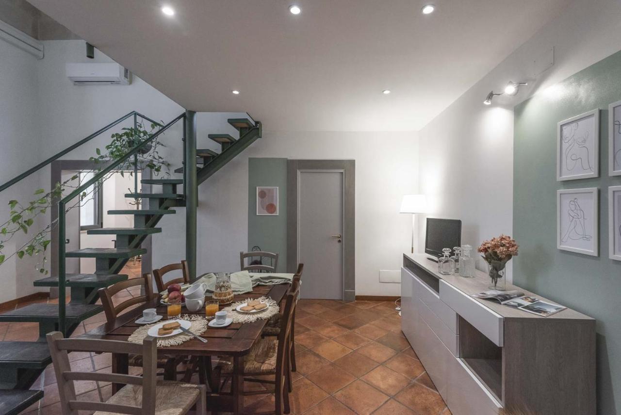 Apartamento Terzo Campanello - Terrazza Nel Centro Storico Lecce Exterior foto